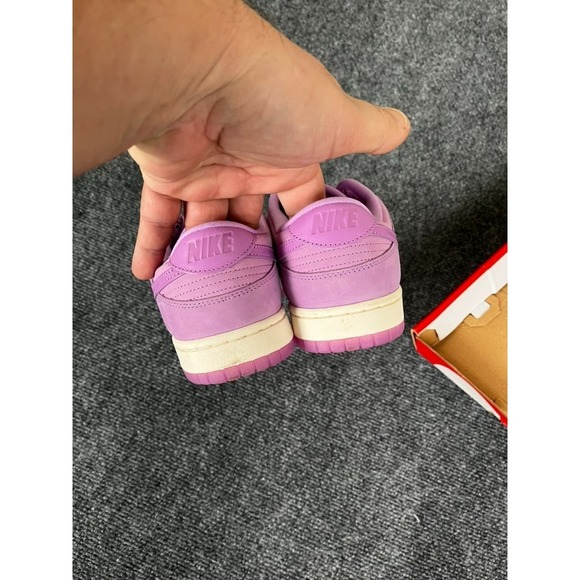 Nike Dunk Premium Low Rush Fuchsia Womens Size 9.5 Mens 8 New With Box - Picture 7 of 10